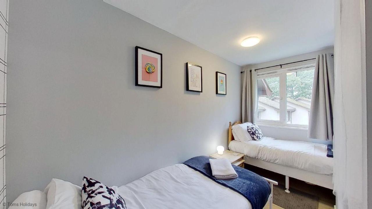 Holiday home 34 Strawberry Hill, Tolroy Manor *